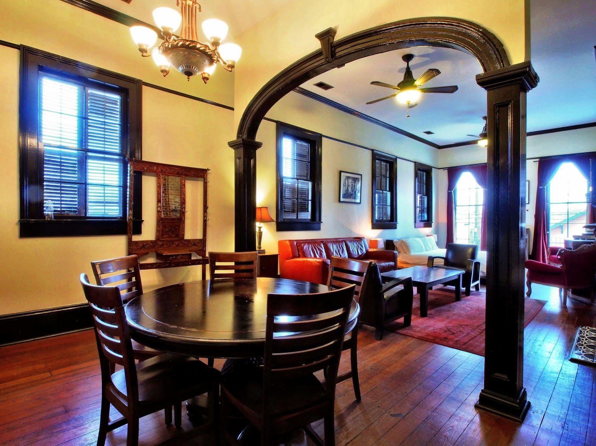Royal Street Inn & Bar 新奥尔良 外观 照片